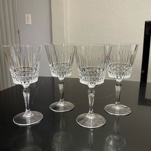 Cristal D’Arques Crystal wine goblets